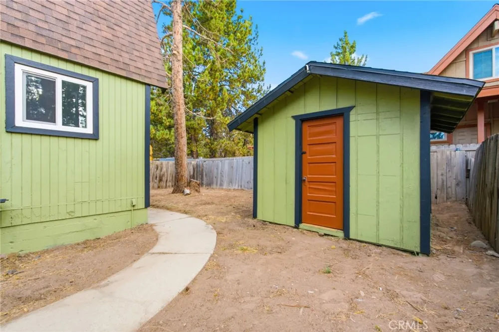 461 W Meadow Big Bear City, CA 92314