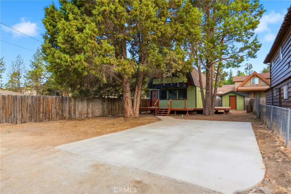 461 W Meadow Big Bear City, CA 92314