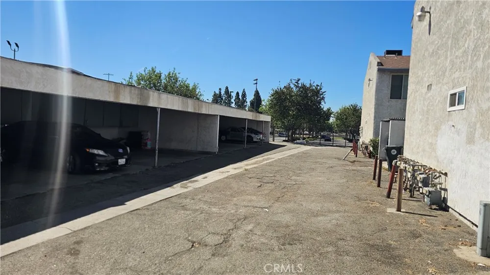 8939 Mango #P Fontana, CA 92335