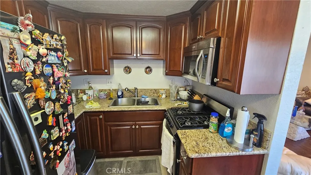 8939 Mango #P Fontana, CA 92335