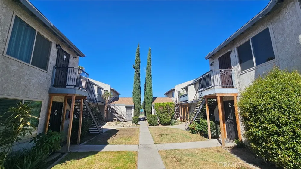 8939 Mango #P Fontana, CA 92335