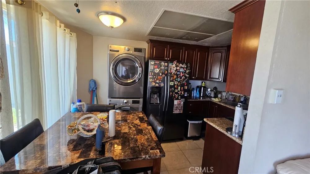8939 Mango #P Fontana, CA 92335