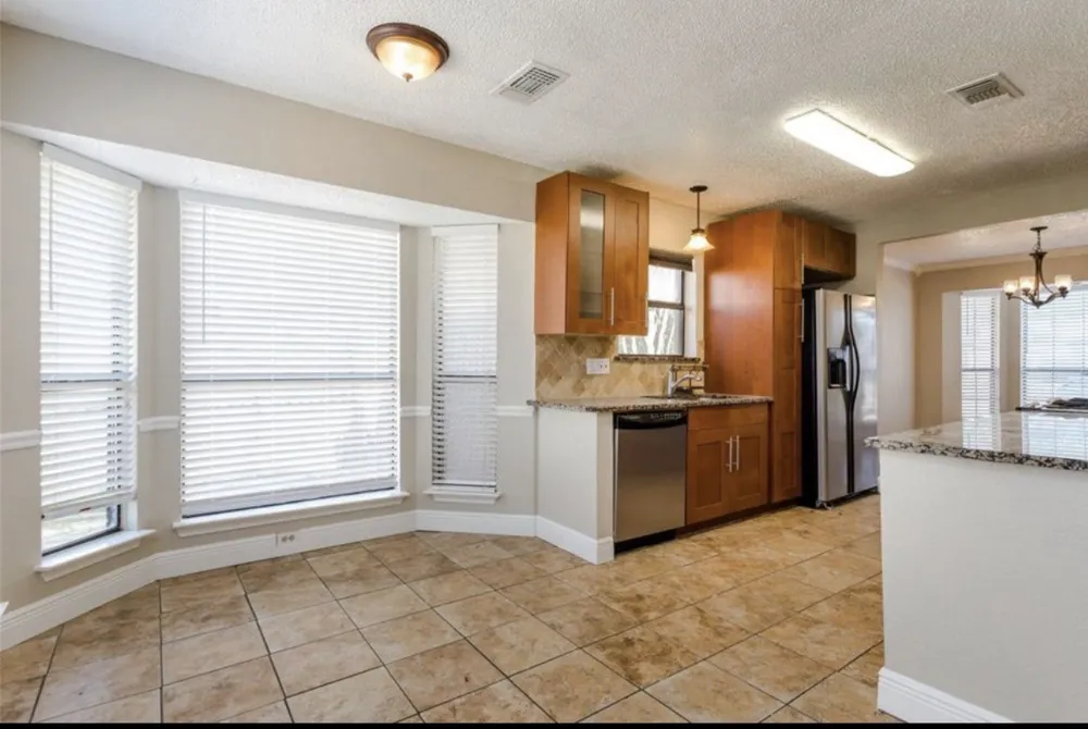 2313 Lakeshore Lane Rowlett, TX 75088