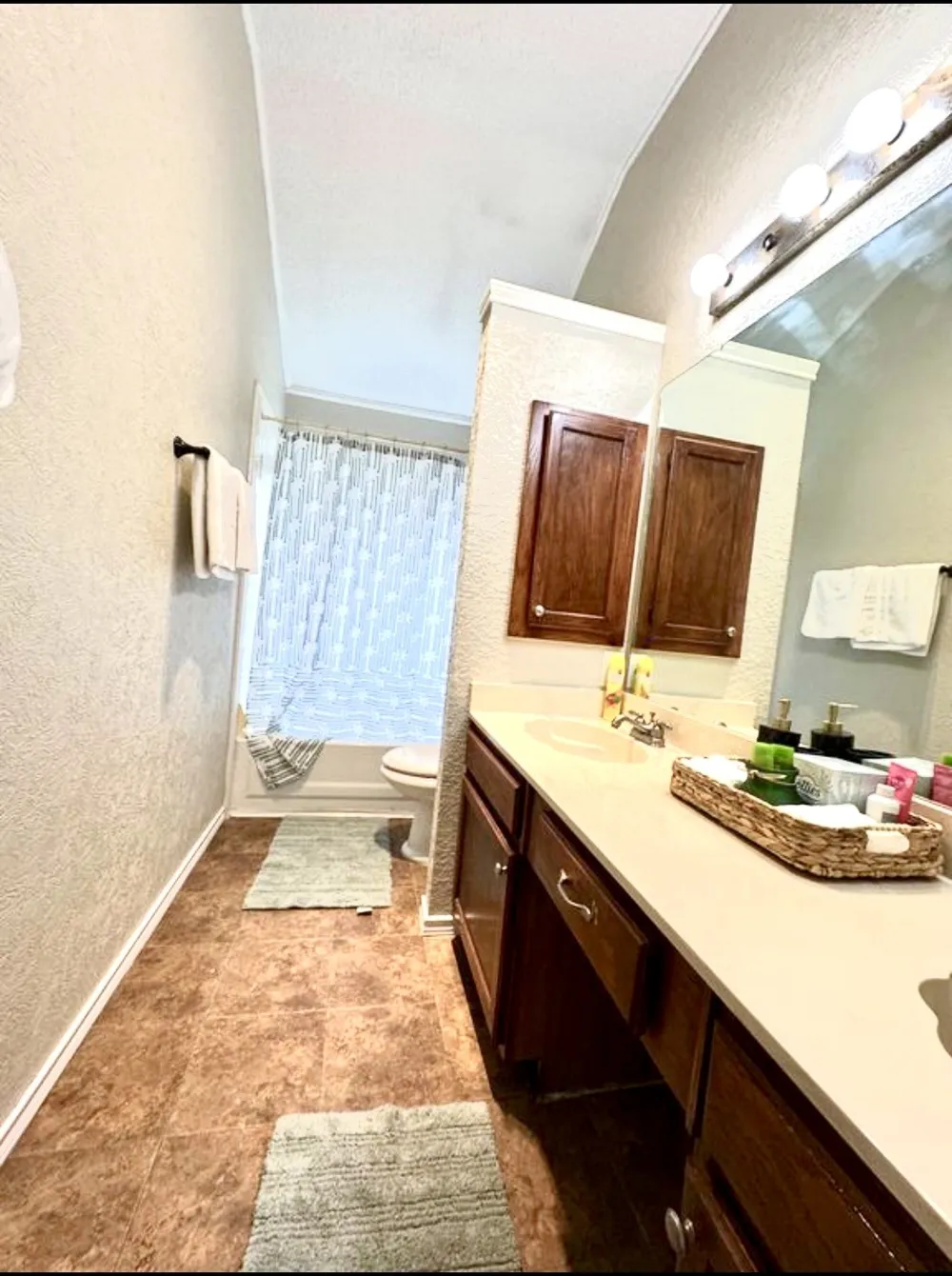 2313 Lakeshore Lane Rowlett, TX 75088