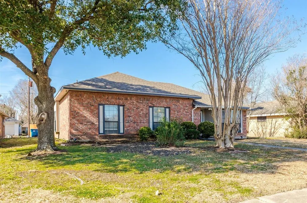 2313 Lakeshore Lane Rowlett, TX 75088