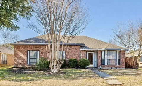 2313 Lakeshore Lane