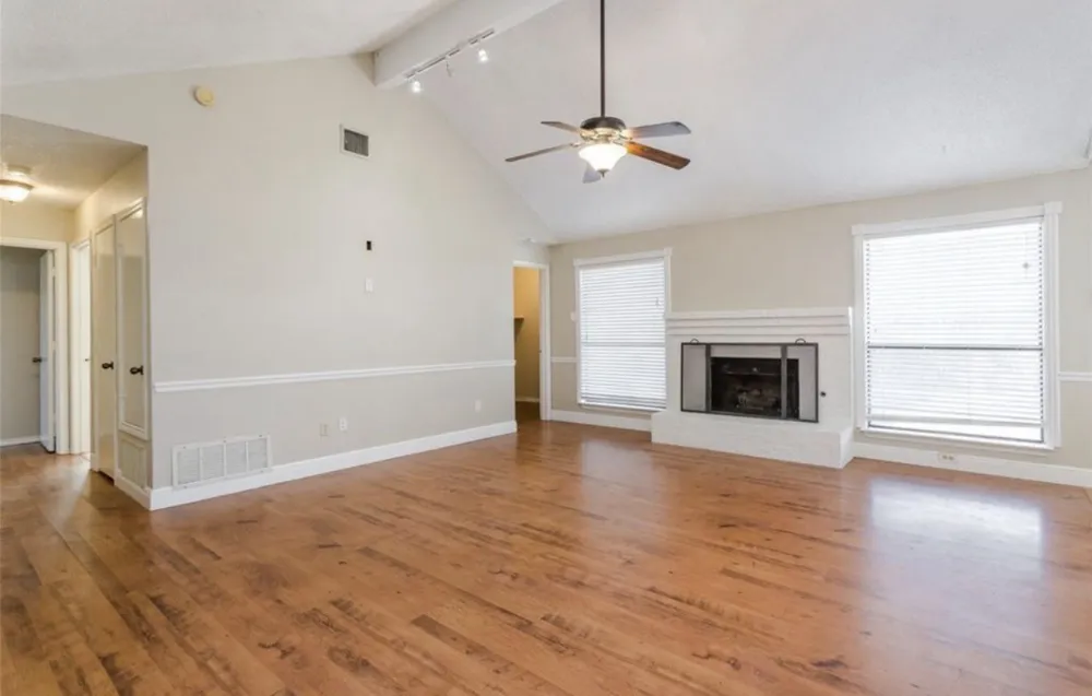 2313 Lakeshore Lane Rowlett, TX 75088