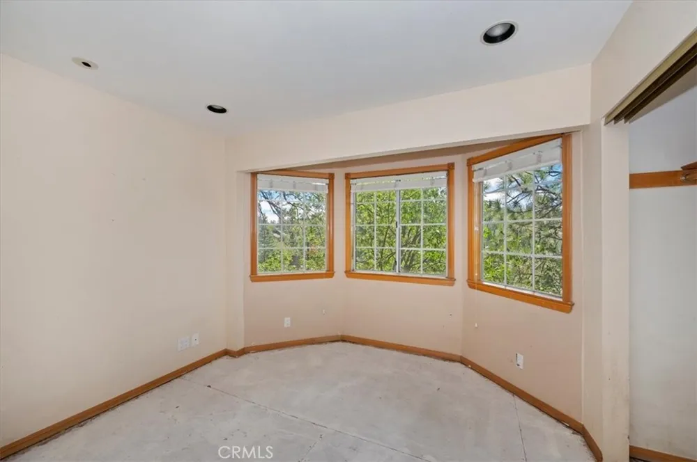 26620 Modoc Lake Arrowhead, CA 92352