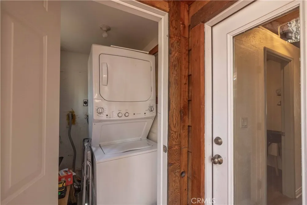 818 W Rainbow Big Bear City, CA 92314