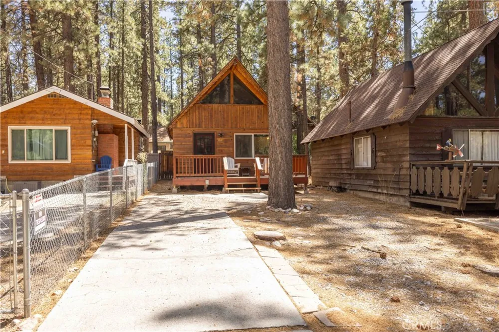 818 W Rainbow Big Bear City, CA 92314