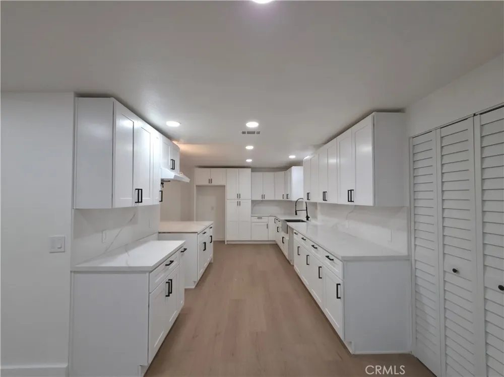 115 Rancho Corona, CA 92882