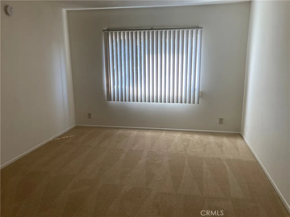 8505 Columbus Avenue #111 North Hills, CA 91343