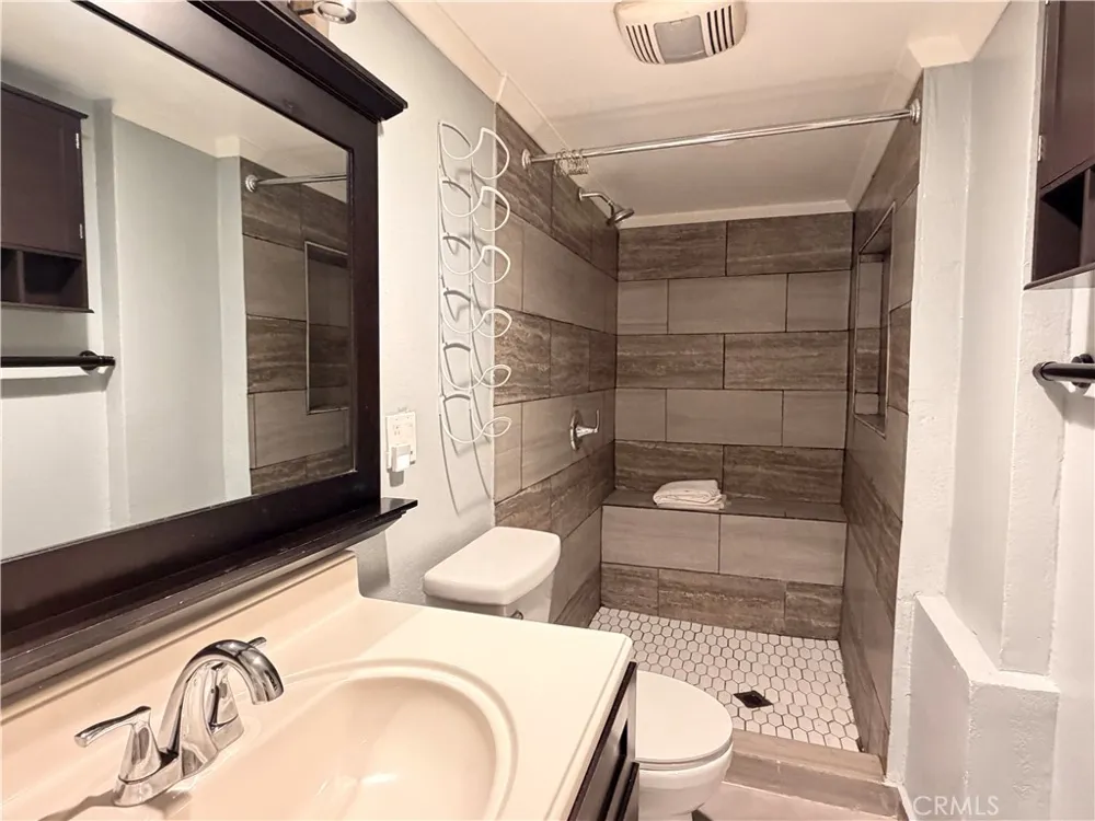 31162 All View Running Springs, CA 92382