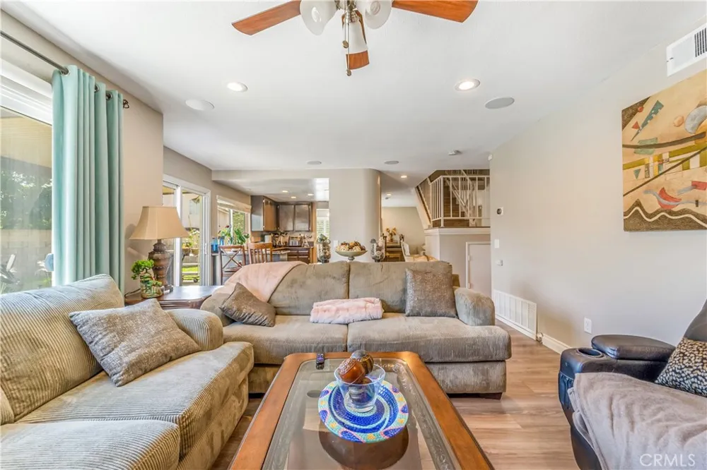 7421 Catawba Drive Fontana, CA 92336