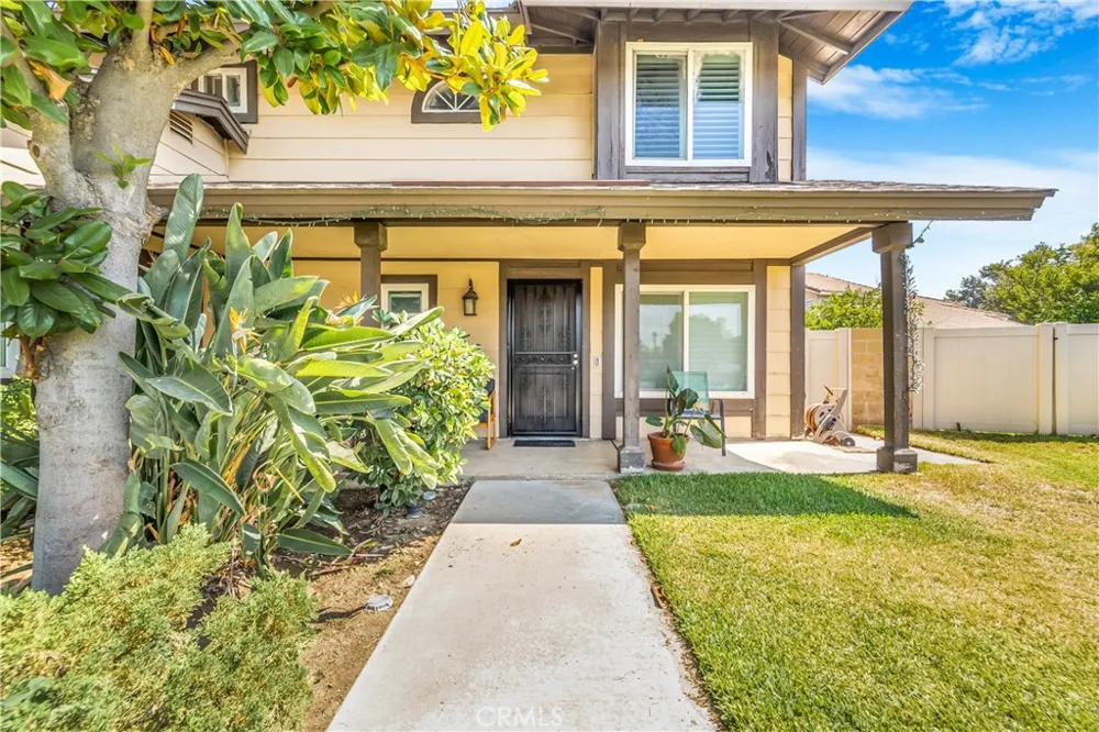 7421 Catawba Drive Fontana, CA 92336