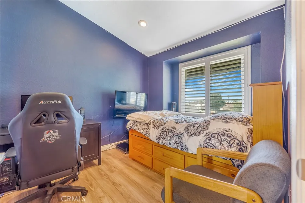 7421 Catawba Drive Fontana, CA 92336