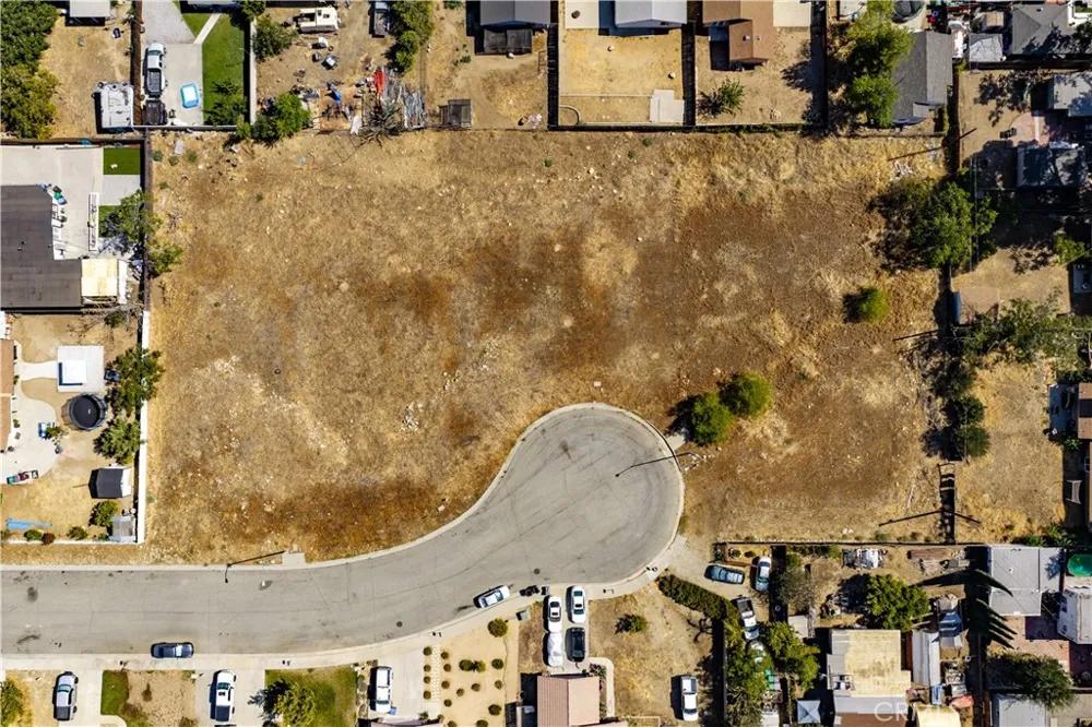 King Banning, CA 92220