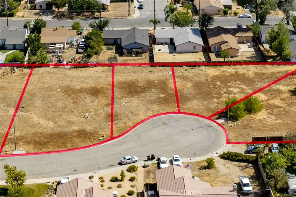 King Banning, CA 92220