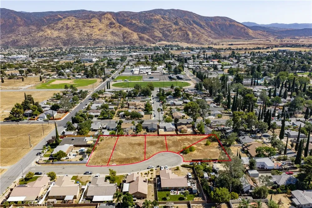 King Banning, CA 92220