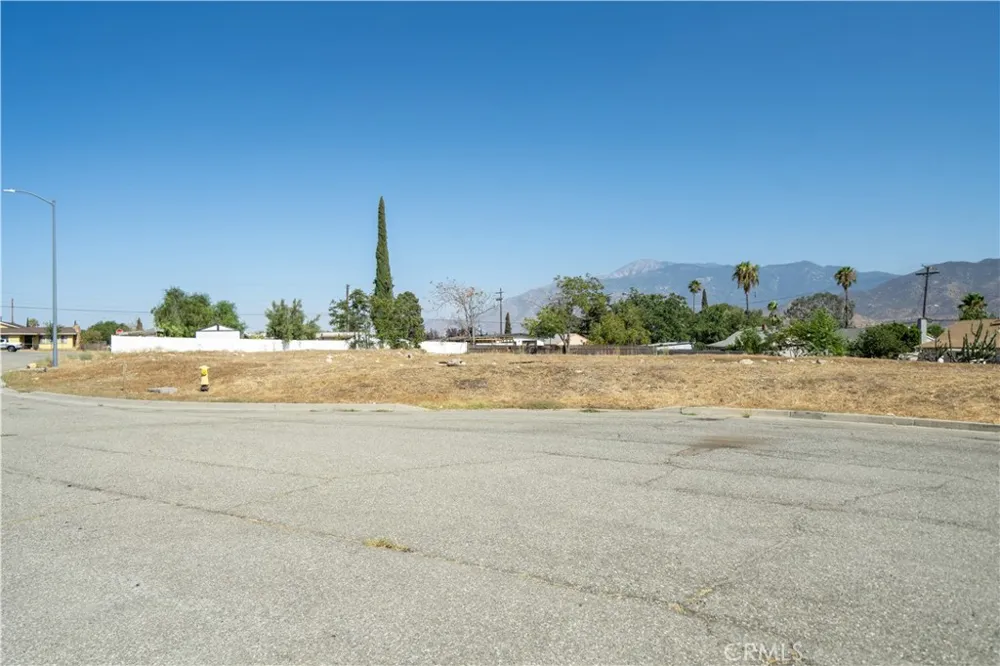 King Banning, CA 92220