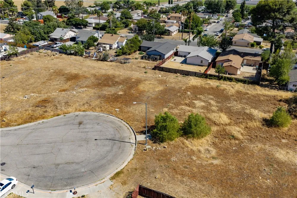 King Banning, CA 92220