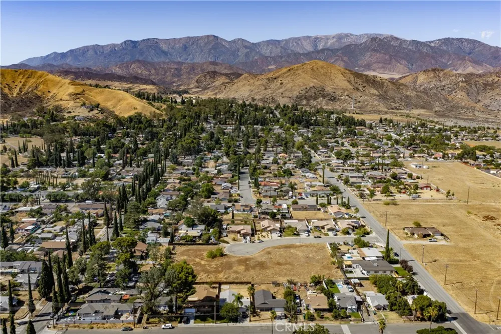 King Banning, CA 92220