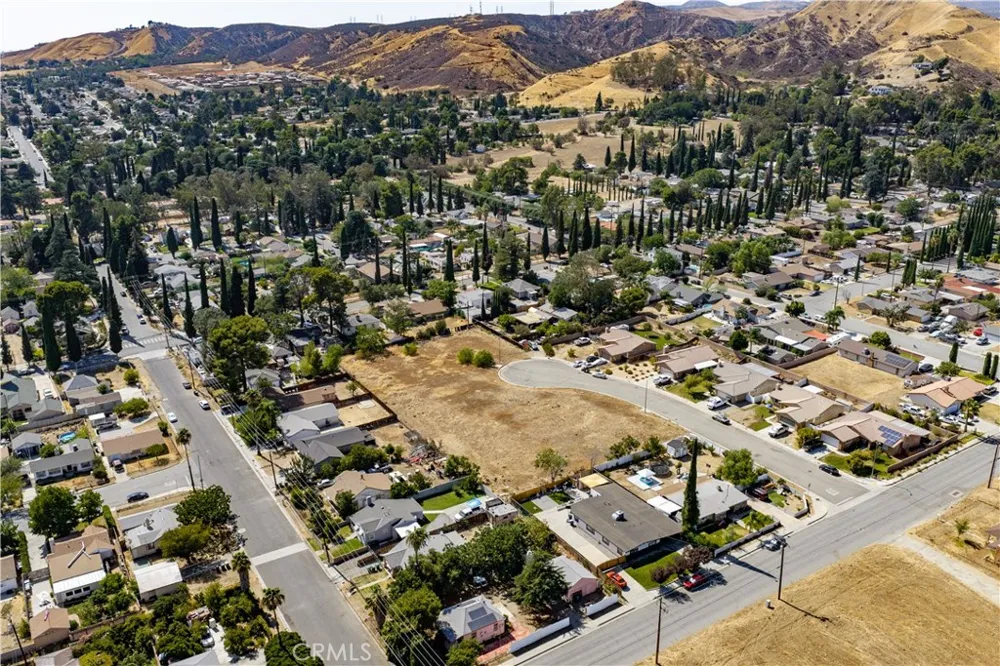King Banning, CA 92220