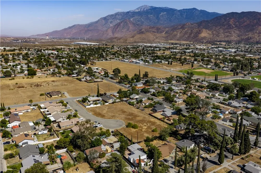 King Banning, CA 92220
