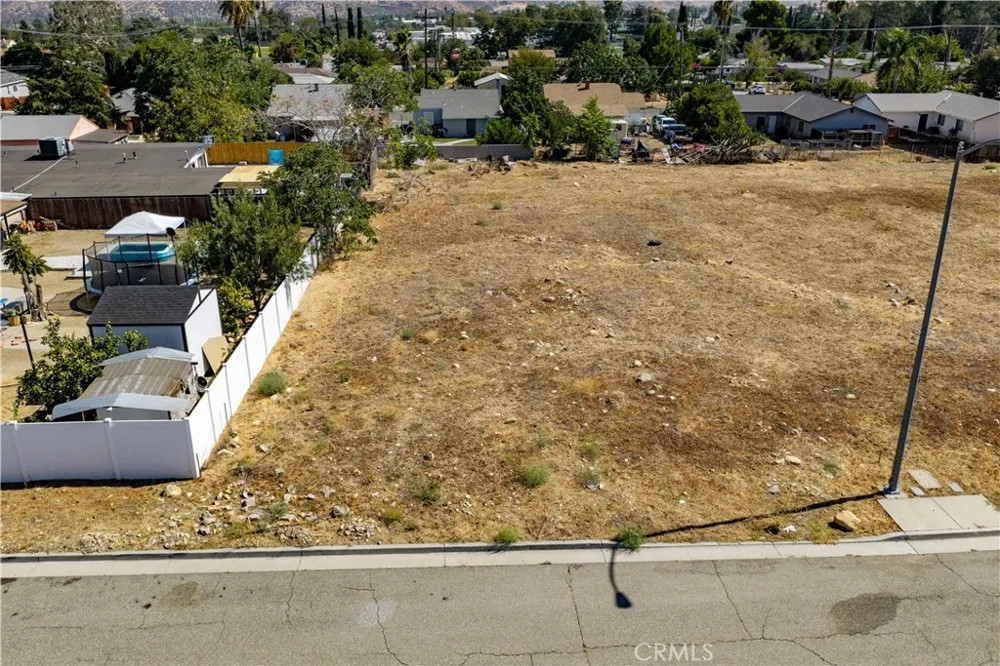 King Banning, CA 92220