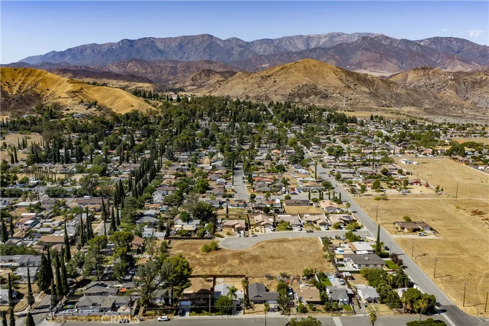 King Banning, CA 92220