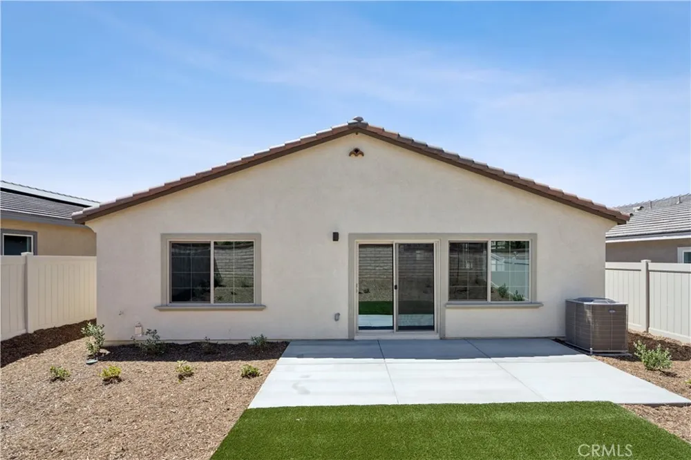 1586 Park Village Drive Beaumont, CA 92223