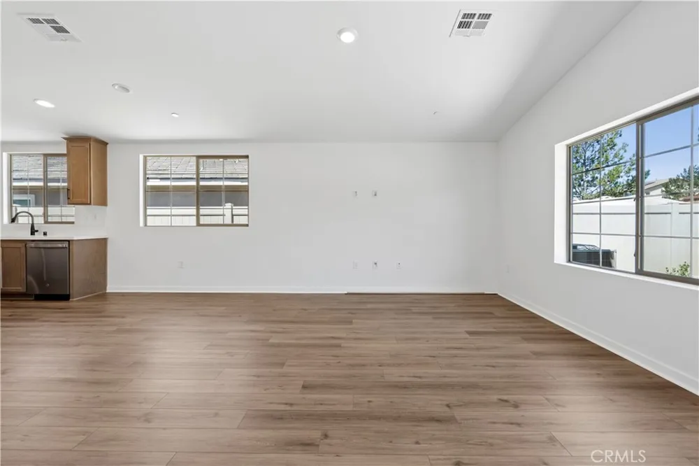 1586 Park Village Drive Beaumont, CA 92223