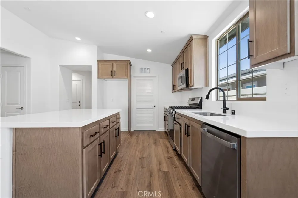 1586 Park Village Drive Beaumont, CA 92223
