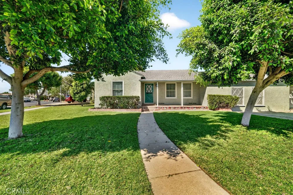 153 Cedar Turn Long Beach, CA 90805