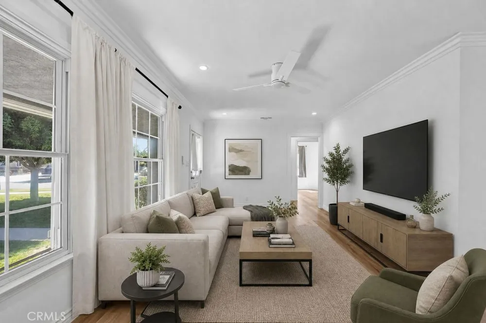 153 Cedar Turn Long Beach, CA 90805