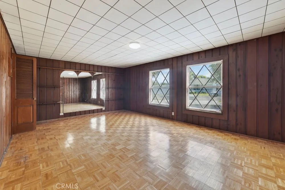 153 Cedar Turn Long Beach, CA 90805