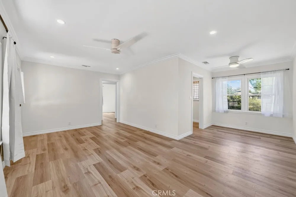 153 Cedar Turn Long Beach, CA 90805