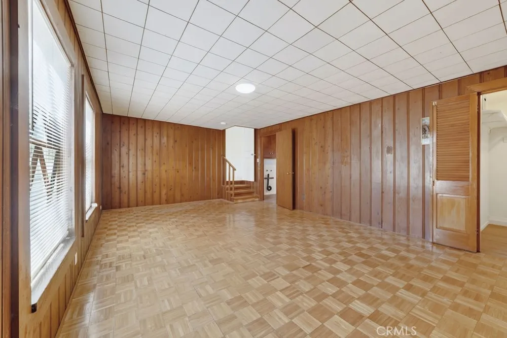 153 Cedar Turn Long Beach, CA 90805