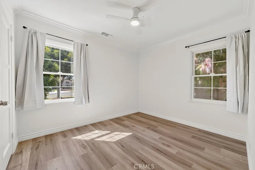 153 Cedar Turn Long Beach, CA 90805