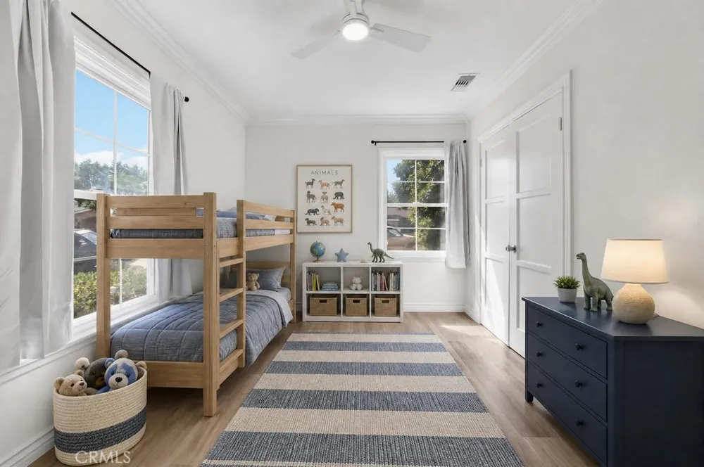 153 Cedar Turn Long Beach, CA 90805