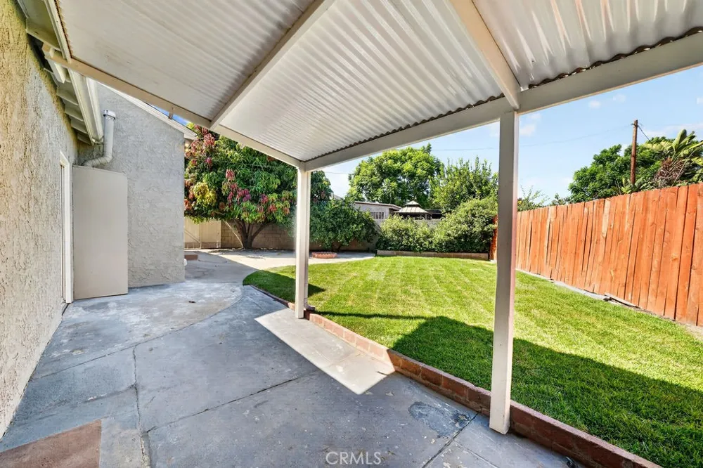 153 Cedar Turn Long Beach, CA 90805
