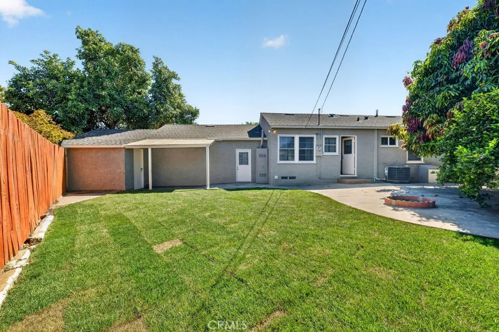 153 Cedar Turn Long Beach, CA 90805