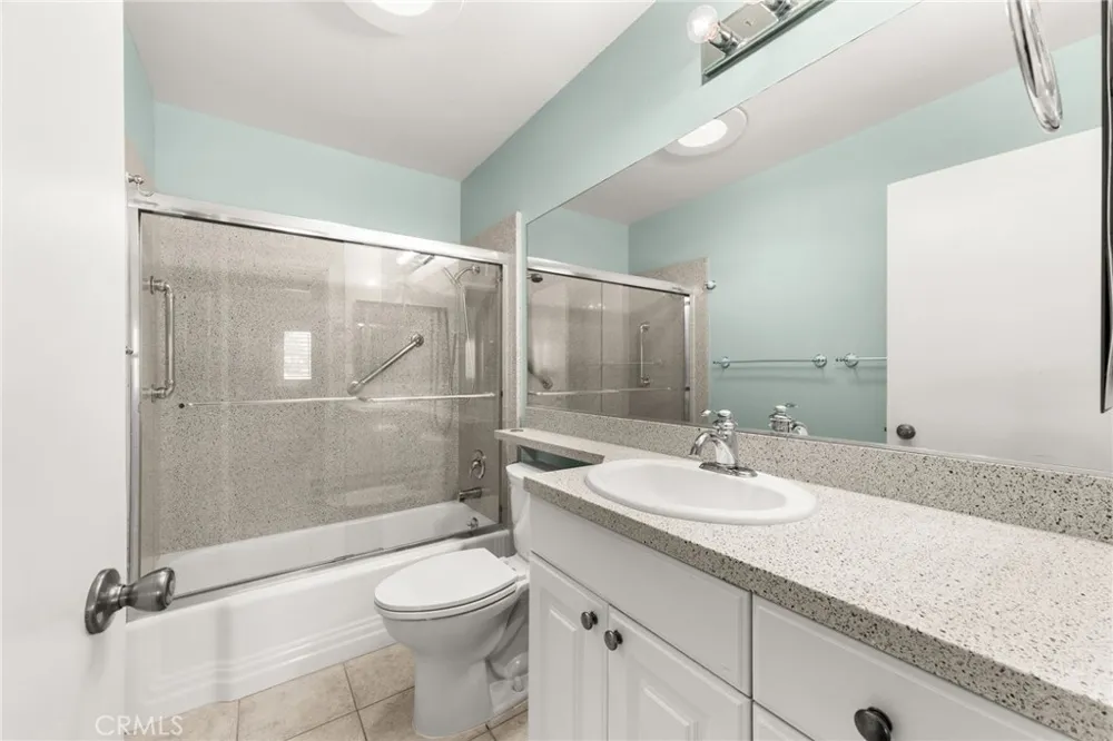 28851 Thornhill Sun City, CA 92586
