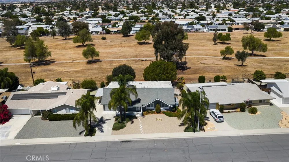28851 Thornhill Sun City, CA 92586