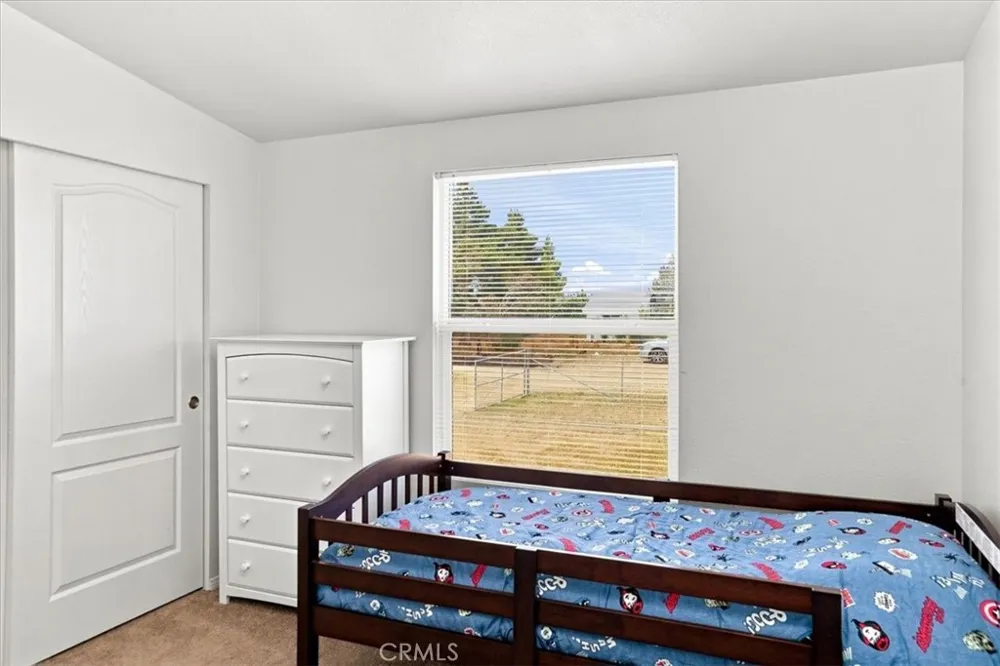 11251 Nevada Road Phelan, CA 92371