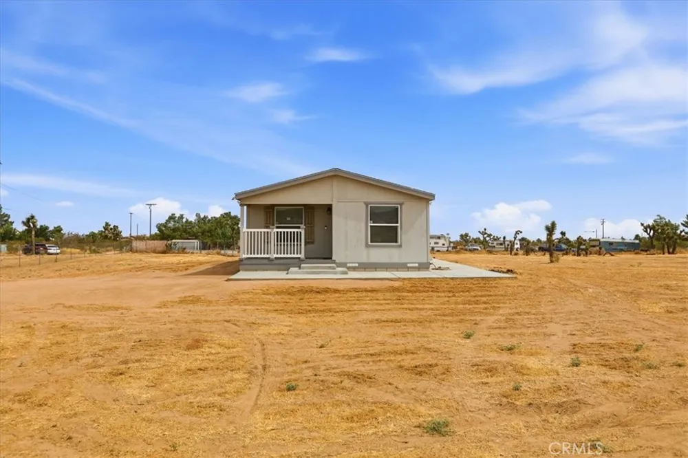 11251 Nevada Road Phelan, CA 92371