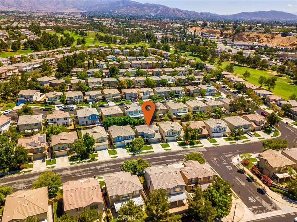 33320 Wallace Way Yucaipa, CA 92399