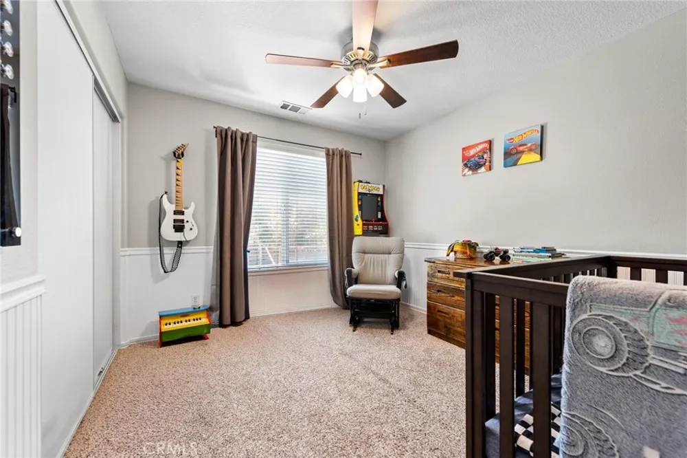 33320 Wallace Way Yucaipa, CA 92399