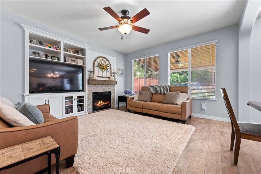 33320 Wallace Way Yucaipa, CA 92399