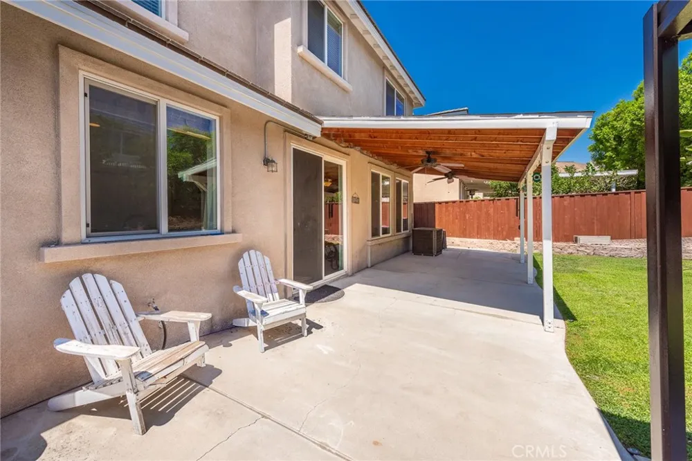 33320 Wallace Way Yucaipa, CA 92399